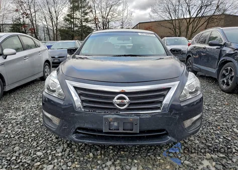2015 Nissan Altima 2.5 из США, поврежденный, VIN 1N4AL3AP9FN401699
